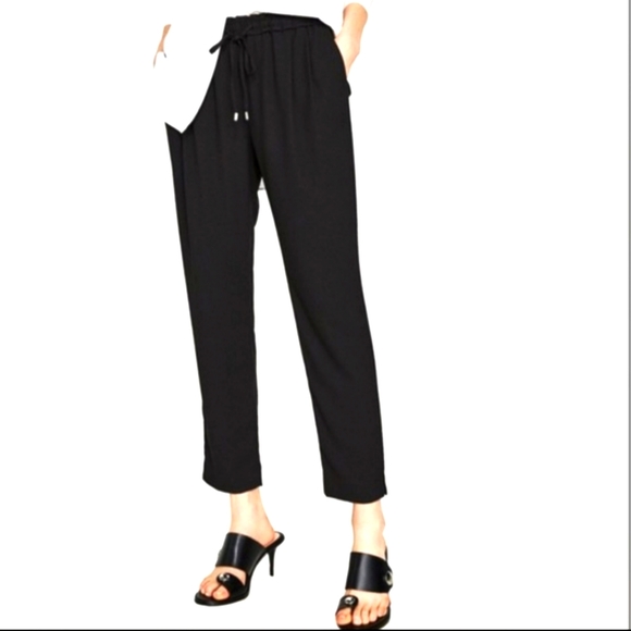 Zara Pants - ZARA basic drawstring pull up tapered leg cropped black textured black pants XS